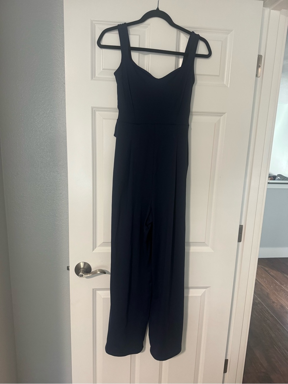HALARA Black Wide-Leg Jumpsuit with Sweetheart Neckline